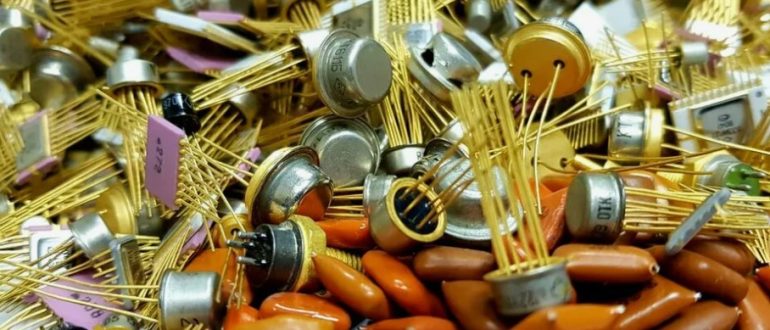 Скупка радиодеталей для радиолюбителей: что имеет смысл не выбрасывать из старых плат